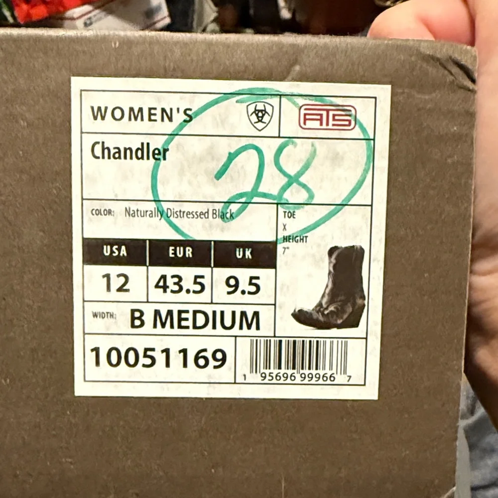 Ariat Women's Chandler Distressed Cowgirl Booties - Picture 4 of 4